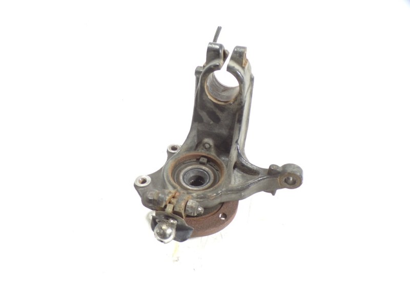 Recambio de mangueta delantera derecha para peugeot 208 1.6 blue-hdi fap referencia OEM IAM 1607557580  