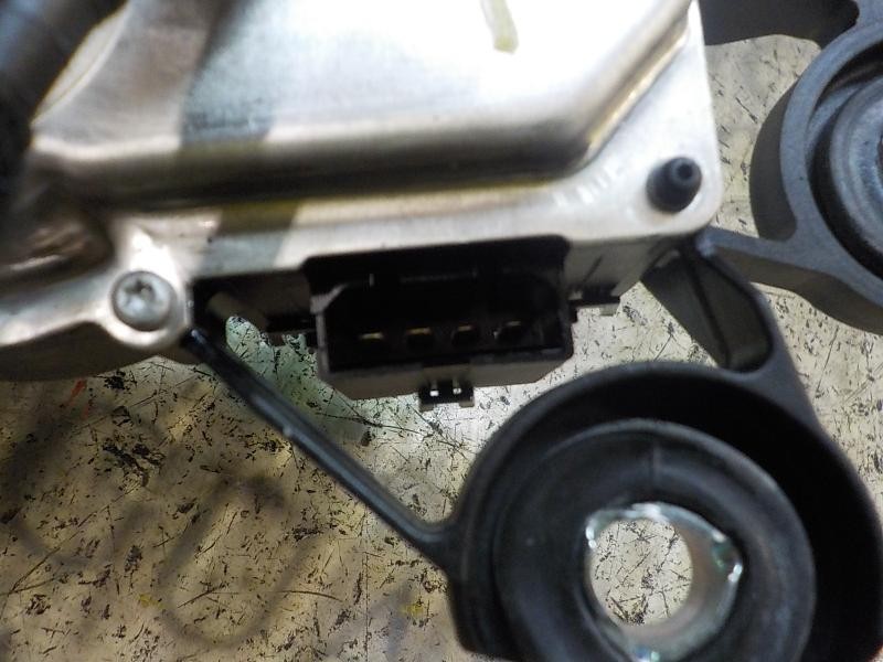 Recambio de motor limpia trasero para seat ibiza (6j5) 1.6 tdi referencia OEM IAM 6J4955711 6J4955711 