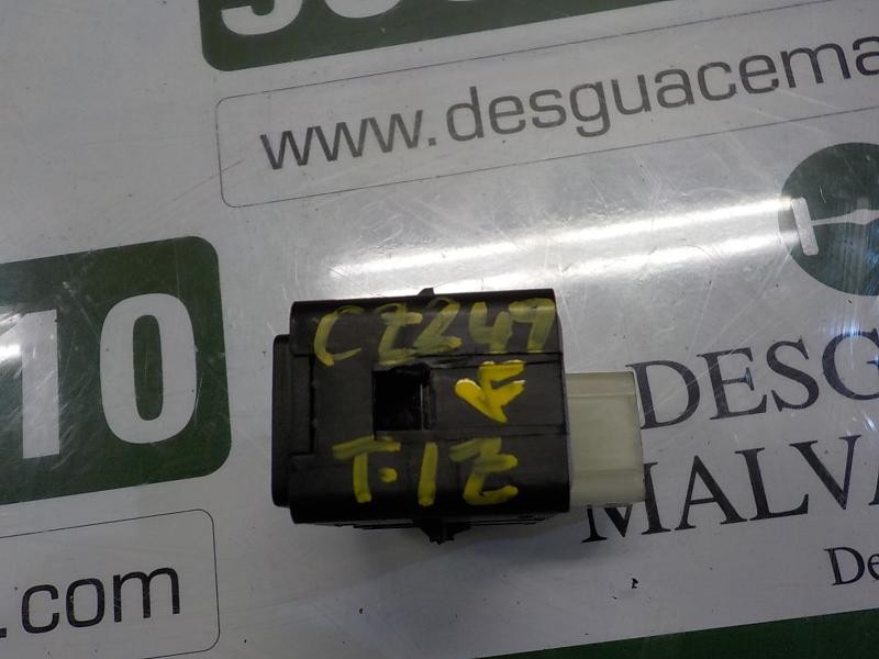 Recambio de mando elevalunas trasero izquierdo para jeep compass (2008-2011) 2.2 crdi referencia OEM IAM 68018920AA  