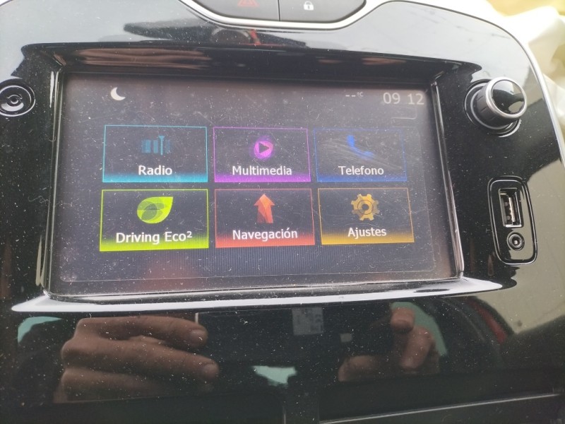 Recambio de sistema audio / radio cd para renault clio iv 1.2 16v referencia OEM IAM 281157316R 281152390R 