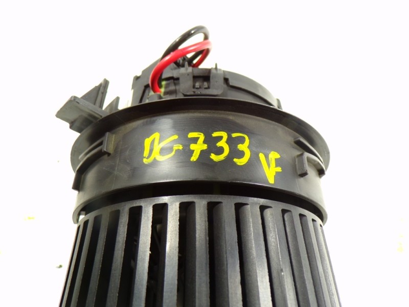 Recambio de motor calefaccion para peugeot 208 1.6 blue-hdi fap referencia OEM IAM 1608182080 T1013140A T1013140A