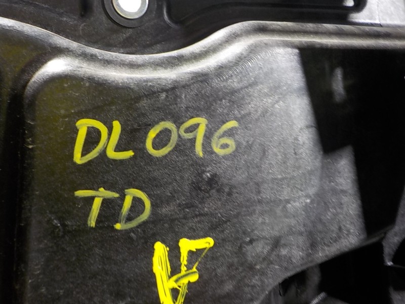 Recambio de elevalunas trasero derecho para volkswagen tiguan (5n2) 2.0 tdi referencia OEM IAM 5N0839462A 5N0839730R 