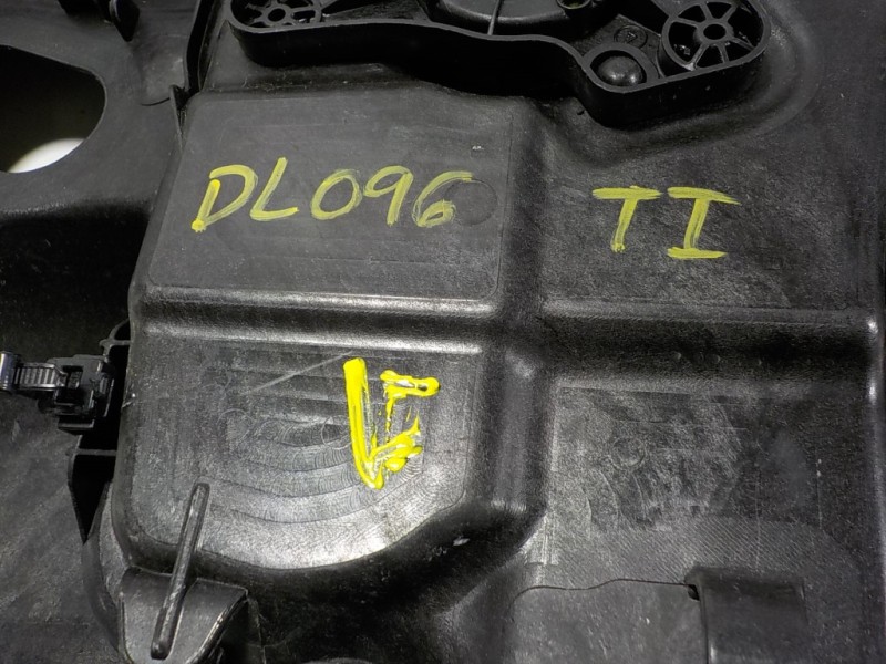 Recambio de elevalunas trasero izquierdo para volkswagen tiguan (5n2) 2.0 tdi referencia OEM IAM 5N0839461A 5N0839729R 