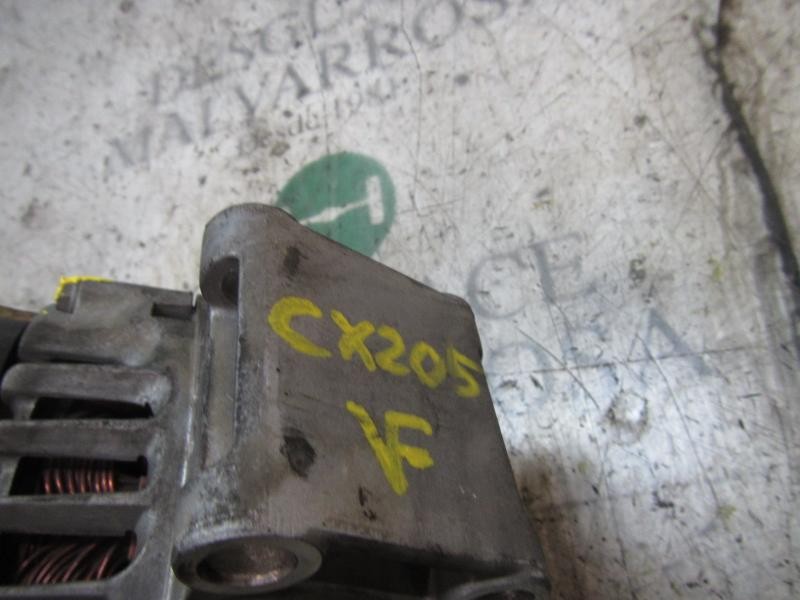 Recambio de alternador para ford fiesta (cb1) titanium referencia OEM IAM 2265722 209068360 