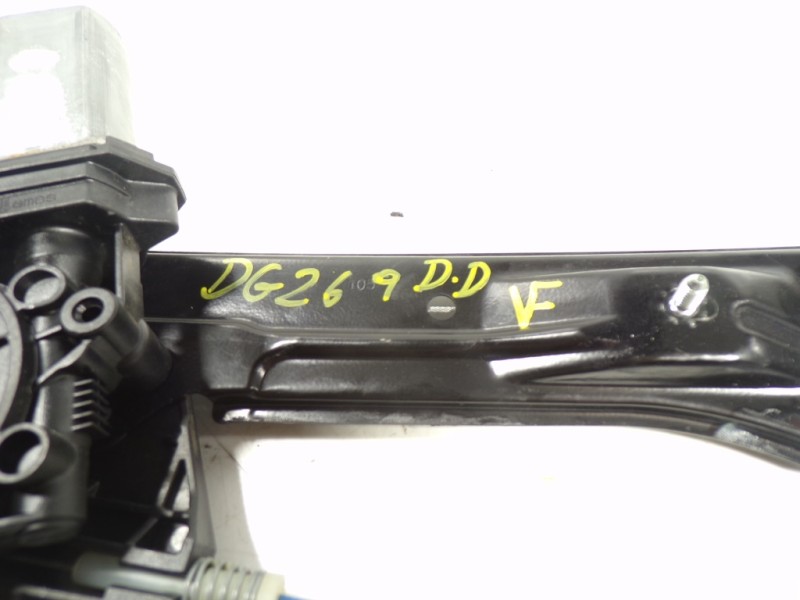 Recambio de elevalunas delantero derecho para bmw serie 3 lim. (f30) 2.0 16v diesel referencia OEM IAM 51337281886  