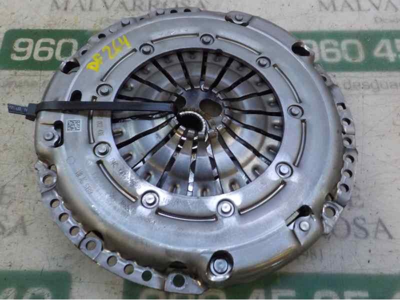 Recambio de kit embrague para seat ateca (kh7) 1.0 tsi referencia OEM IAM 04C141016H  