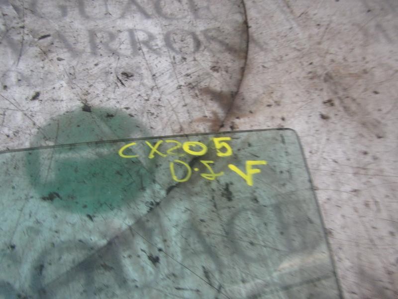 Recambio de cristal puerta delantero izquierdo para ford fiesta (cb1) titanium referencia OEM IAM 1680516  