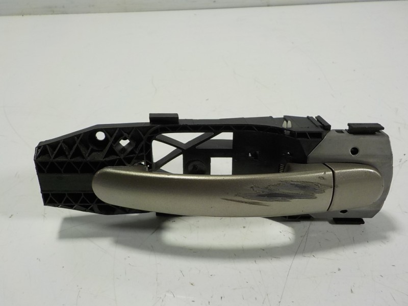 Recambio de maneta exterior delantera izquierda para volkswagen tiguan (5n2) 2.0 tdi referencia OEM IAM 5N0837205MGRU  