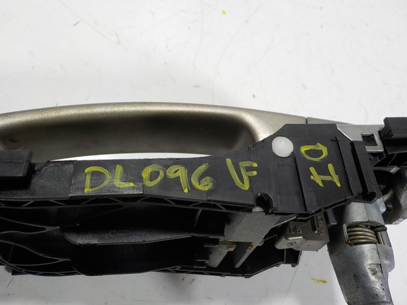 Recambio de maneta exterior delantera izquierda para volkswagen tiguan (5n2) 2.0 tdi referencia OEM IAM 5N0837205MGRU  