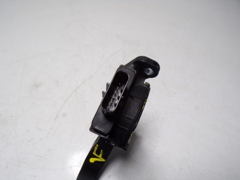 Recambio de potenciometro pedal para audi a4 ber. (b8) 2.0 16v tdi referencia OEM IAM 8K1721523A 8K1721523 