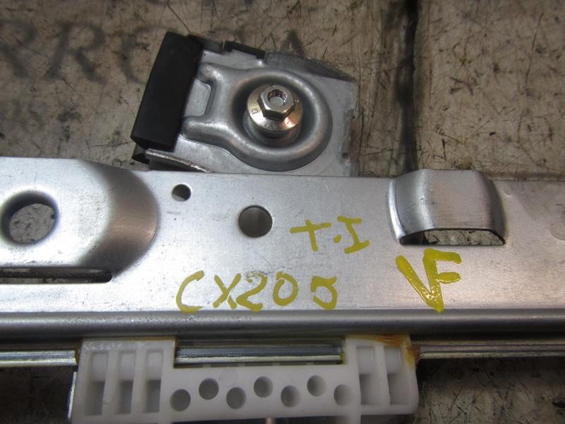 Recambio de elevalunas trasero izquierdo para ford fiesta (cb1) titanium referencia OEM IAM 2041182  