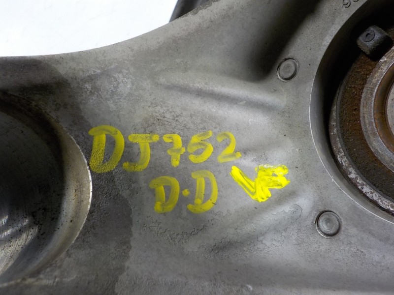 Recambio de mangueta delantera derecha para alfa romeo giulietta (191) 1.4 turbo cat referencia OEM IAM 50514556 28A3220206 