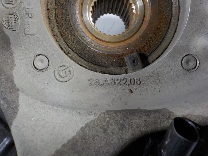 Recambio de mangueta delantera derecha para alfa romeo giulietta (191) 1.4 turbo cat referencia OEM IAM 50514556 28A3220206 