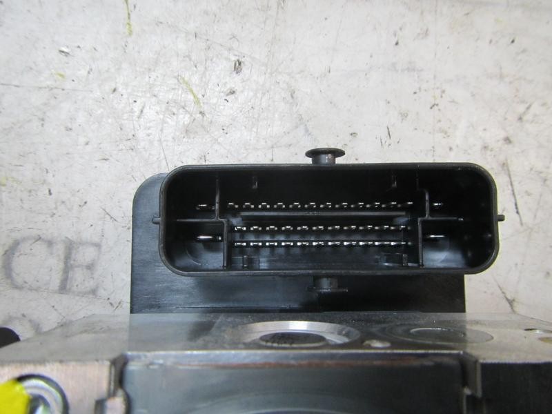 Recambio de abs para peugeot 208 style referencia OEM IAM   
