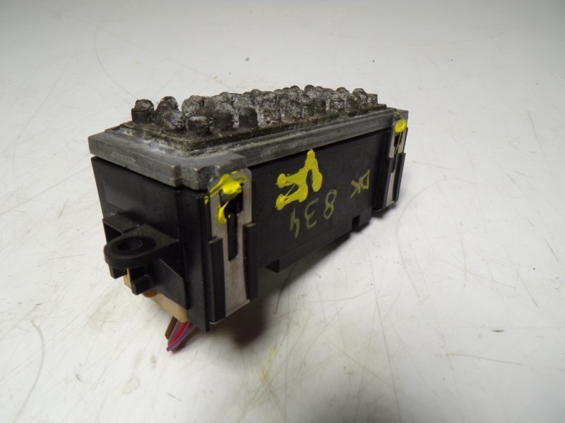 Recambio de resistencia calefaccion para audi a4 ber. (b8) 2.0 16v tdi referencia OEM IAM  8K0820521 