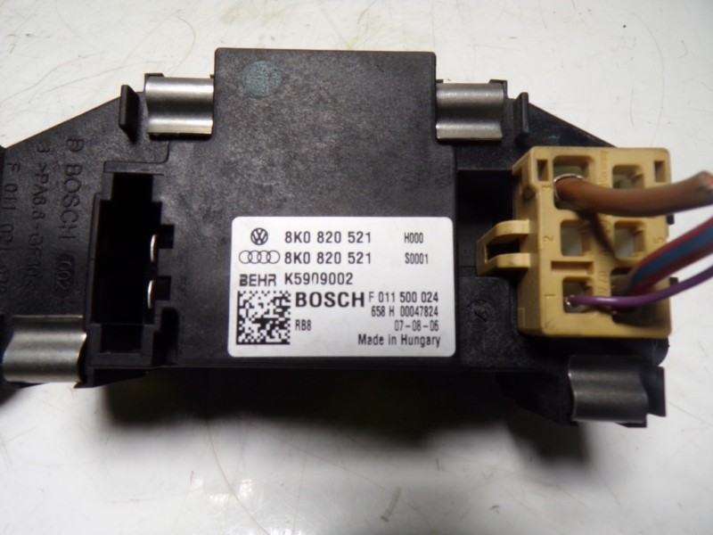Recambio de resistencia calefaccion para audi a4 ber. (b8) 2.0 16v tdi referencia OEM IAM  8K0820521 