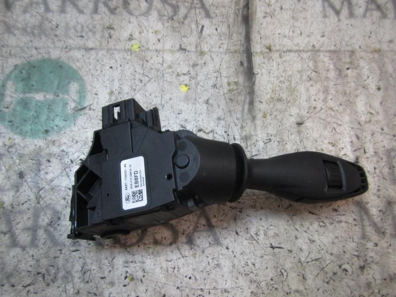 Recambio de mando limpia para ford fiesta (cb1) titanium referencia OEM IAM 1537625 8A6T17A553AC 