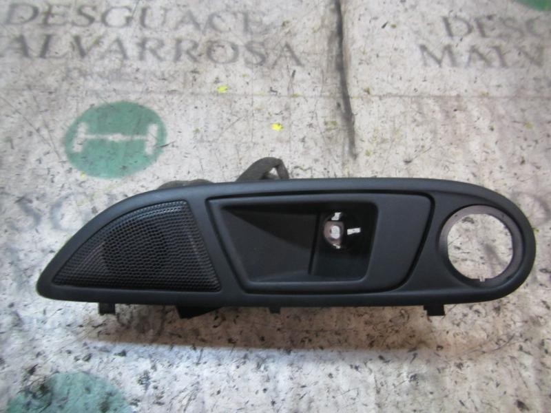Recambio de maneta interior delantera izquierda para ford fiesta (cb1) titanium referencia OEM IAM 1686126  