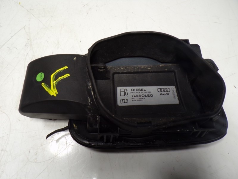 Recambio de tapa combustible para audi a4 ber. (b8) 2.0 16v tdi referencia OEM IAM 8K0809907GRU 8K0010508T 