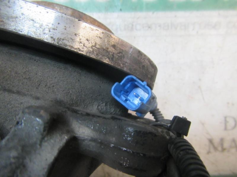 Recambio de mangueta delantera izquierda para peugeot 208 style referencia OEM IAM   