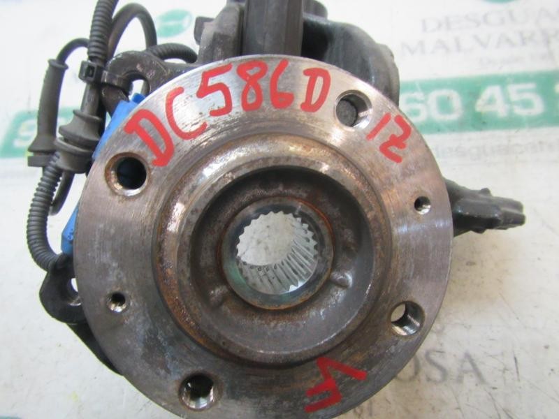 Recambio de mangueta delantera izquierda para peugeot 208 style referencia OEM IAM   