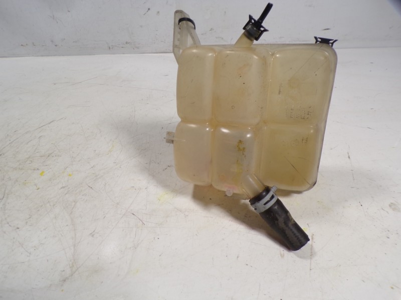 Recambio de deposito expansion para ford focus lim. 1.5 tdci cat referencia OEM IAM 1717754  