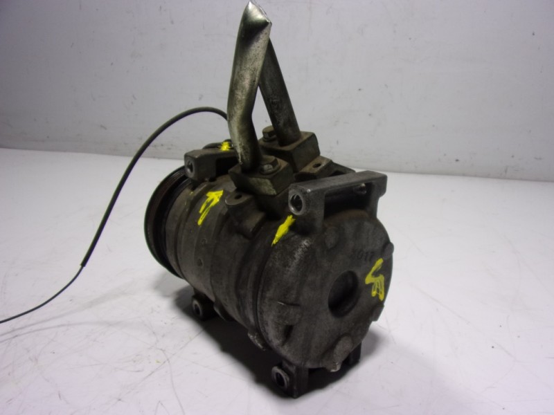 Recambio de compresor aire acondicionado para iveco 35s13 furgon caja cerrada referencia OEM IAM  4472801900 