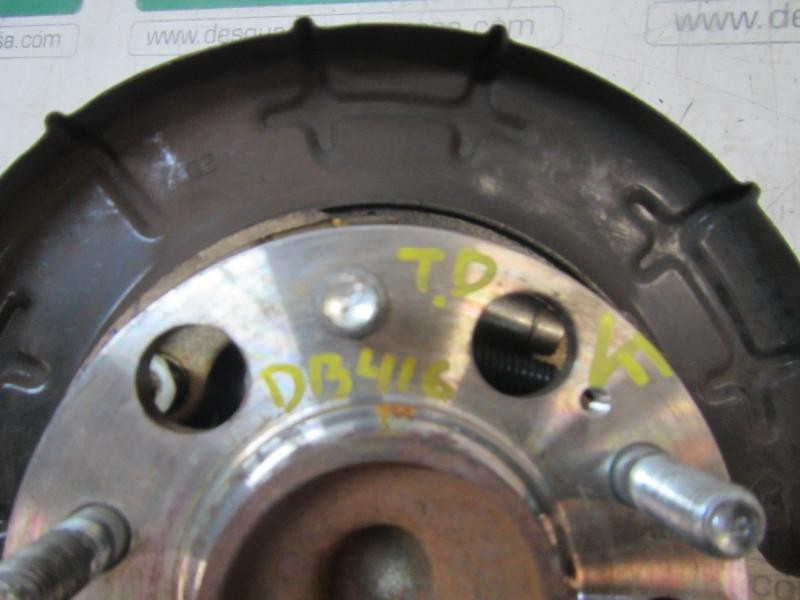 Recambio de mangueta trasera derecha para kia pro_cee´d 1.6 crdi cat referencia OEM IAM 527201H500  