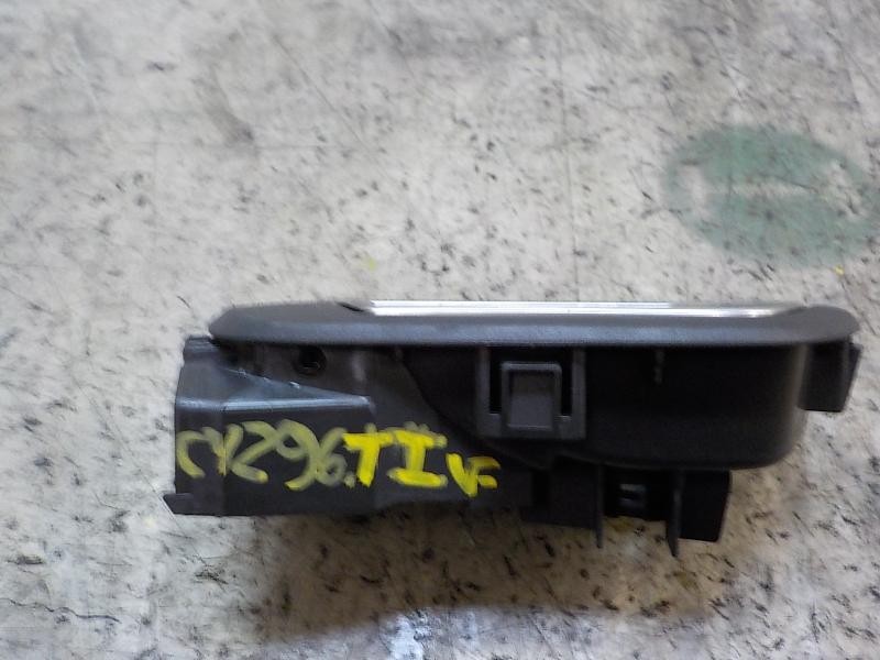 Recambio de maneta interior trasera izquierda para ford fiesta (ccn) trend referencia OEM IAM 1895835  