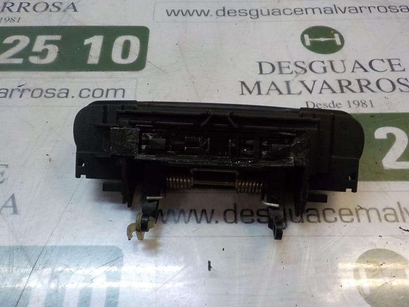 Recambio de maneta exterior trasera derecha para audi a4 berlina (8e) 1.9 tdi referencia OEM IAM 4B0839885  