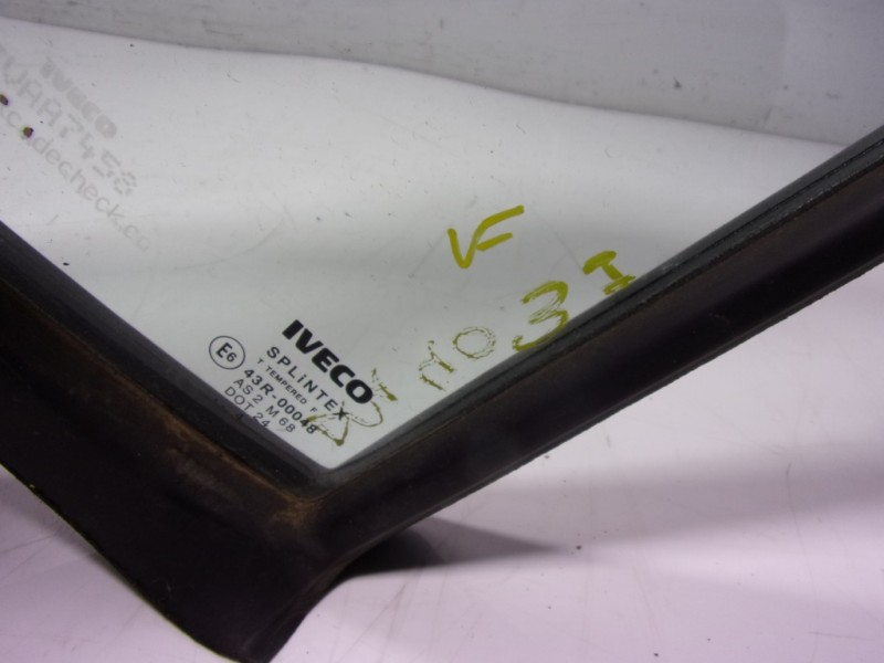 Recambio de cristal custodia delantero izquierdo para iveco 35s13 furgon caja cerrada referencia OEM IAM   