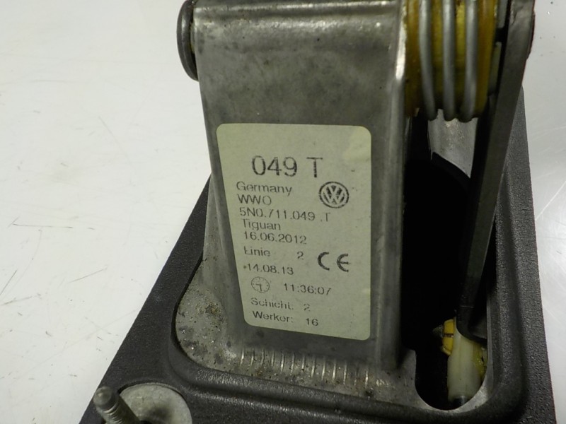 Recambio de palanca cambio para volkswagen tiguan (5n2) 2.0 tdi referencia OEM IAM 5N0711050A 5N0711049T 