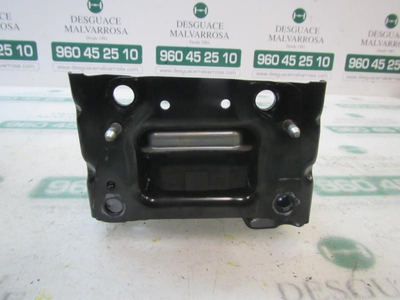 Recambio de soporte cambio para peugeot 208 style referencia OEM IAM   