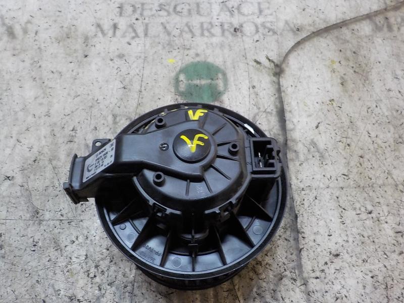 Recambio de motor calefaccion para ford fiesta (ccn) trend referencia OEM IAM 1790329 VP8E2H18456AB 0130115551