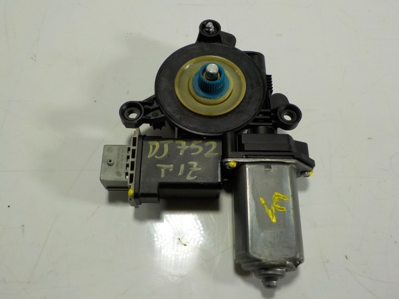 Recambio de motor elevalunas trasero izquierdo para alfa romeo giulietta (191) 1.4 turbo cat referencia OEM IAM 71777782 7201900