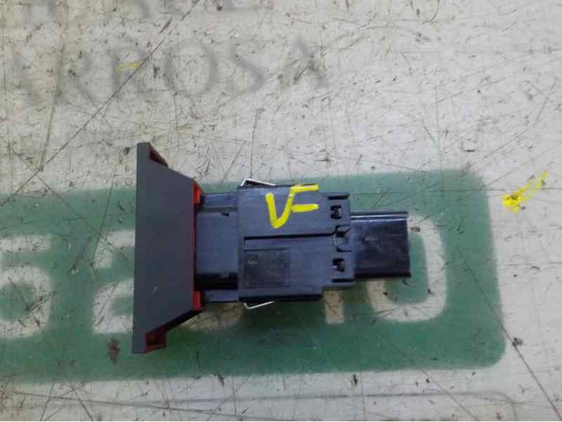 Recambio de warning para seat ateca (kh7) 1.0 tsi referencia OEM IAM 5F0953235B1QB 5F0953235B 1013502801S