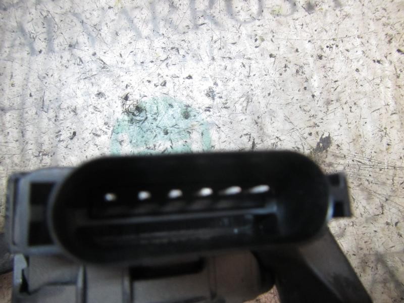 Recambio de potenciometro pedal para ford fiesta (cb1) titanium referencia OEM IAM 2120072 8V219F836AA 