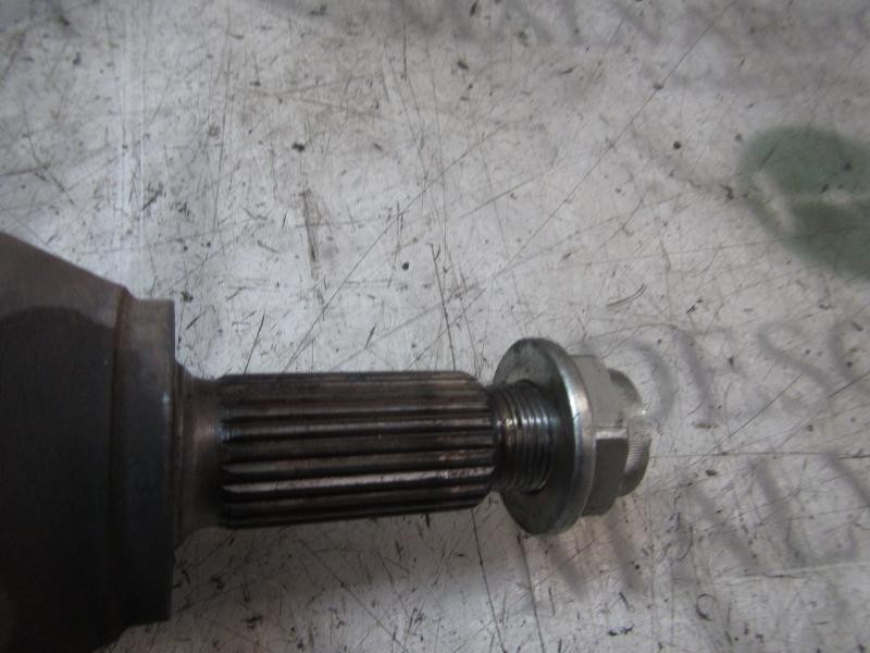 Recambio de transmision derecha para ford fiesta (cb1) titanium referencia OEM IAM 2002893  