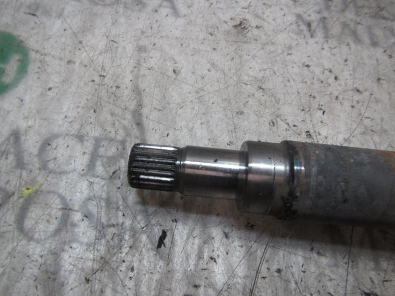 Recambio de transmision derecha para ford fiesta (cb1) titanium referencia OEM IAM 2002893  