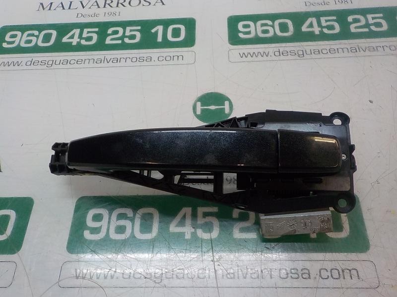 Recambio de maneta exterior delantera derecha para opel insignia berlina edition referencia OEM IAM 92233089  