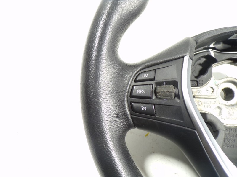 Recambio de volante para bmw serie 3 lim. (f30) 2.0 16v diesel referencia OEM IAM 32306863342  