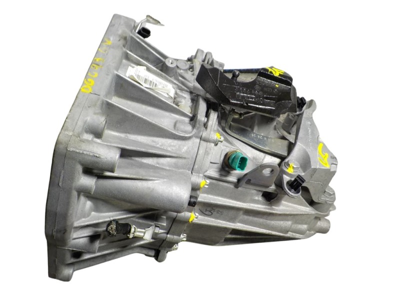 Recambio de caja cambios para renault megane iii berlina 5 p 1.2 16v referencia OEM IAM  320108729R 