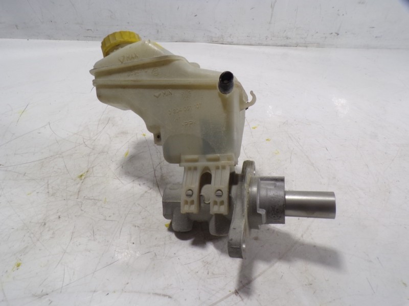 Recambio de bomba freno para fiat doblo ii cargo (263) 1.3 16v jtd cat referencia OEM IAM 77365231  