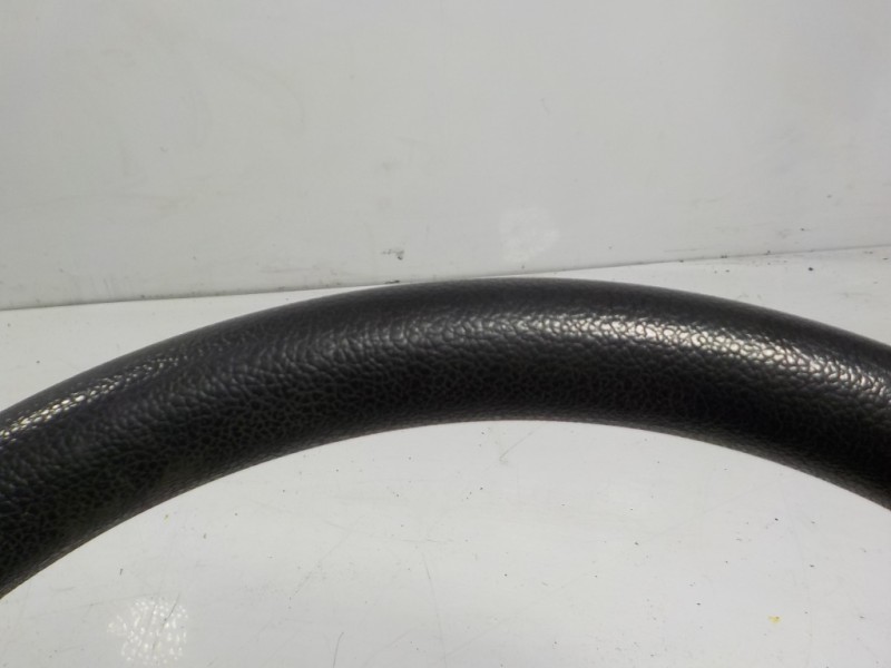 Recambio de volante para kia rio 1.2 cat referencia OEM IAM 561001W572HU  