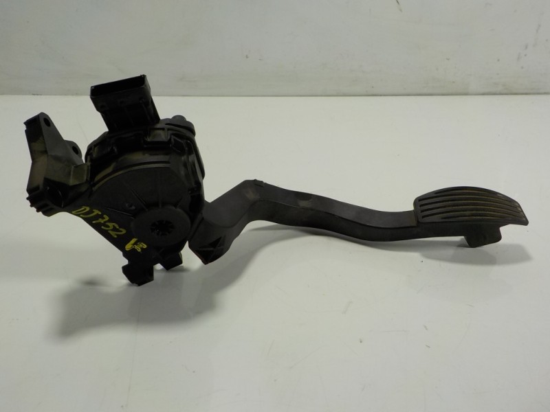 Recambio de potenciometro pedal para alfa romeo giulietta (191) 1.4 turbo cat referencia OEM IAM 50521267 505212670 
