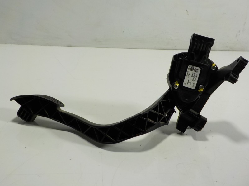 Recambio de potenciometro pedal para alfa romeo giulietta (191) 1.4 turbo cat referencia OEM IAM 50521267 505212670 