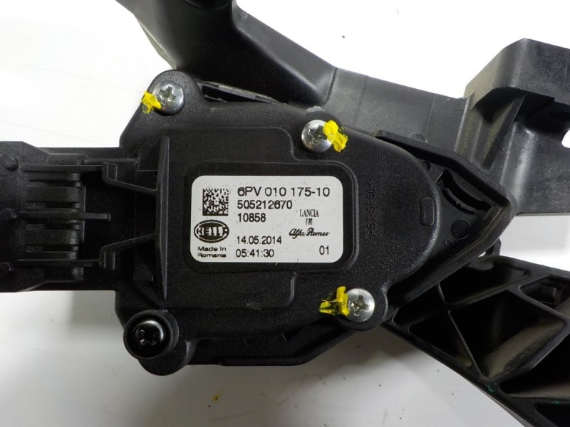 Recambio de potenciometro pedal para alfa romeo giulietta (191) 1.4 turbo cat referencia OEM IAM 50521267 505212670 
