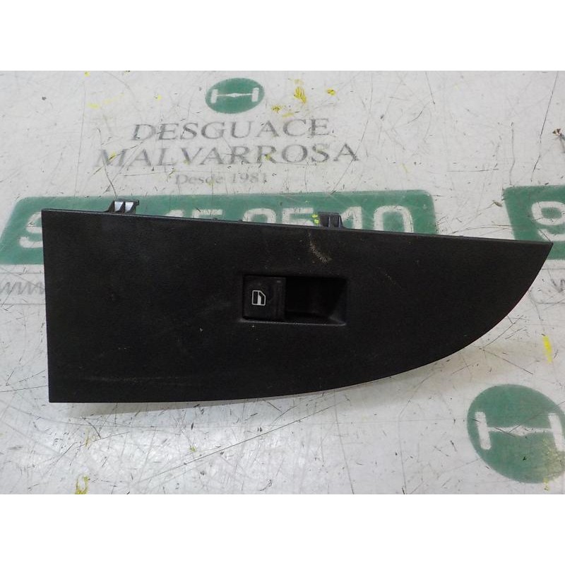 Recambio de mando elevalunas delantero derecho para seat leon (1p1) 1.9 tdi referencia OEM IAM 7L6959855BREH  