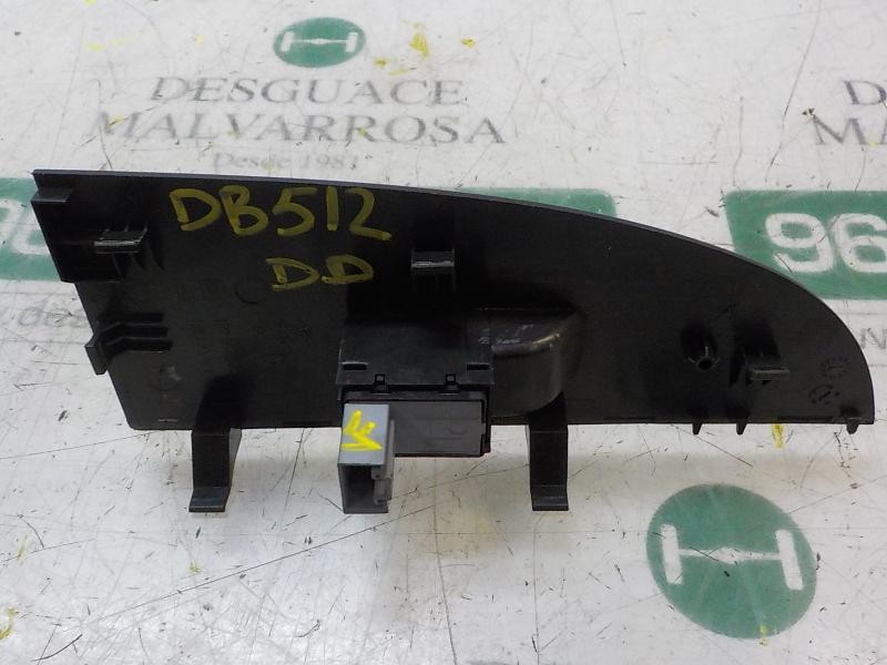 Recambio de mando elevalunas delantero derecho para seat leon (1p1) 1.9 tdi referencia OEM IAM 7L6959855BREH  