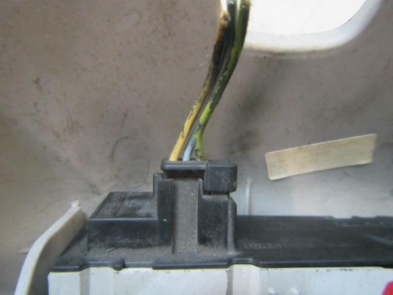 Recambio de piloto interior para peugeot 308 1.6 16v referencia OEM IAM   